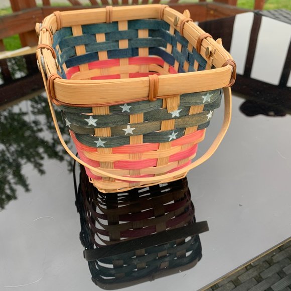 4th of July, 2 Patriotic Wicker Baskets -One Rectangle, One Oval - Stars/Stripes - Picture 7 of 9